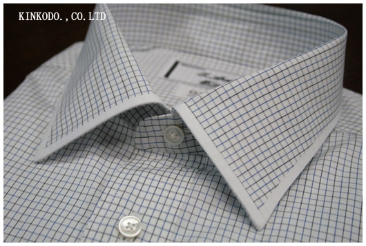 衿とカフスの縁を白のクレリックにしたシャツのオーダーシャツのデザイン。