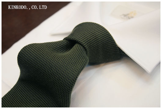 2011w_tie_green.jpg