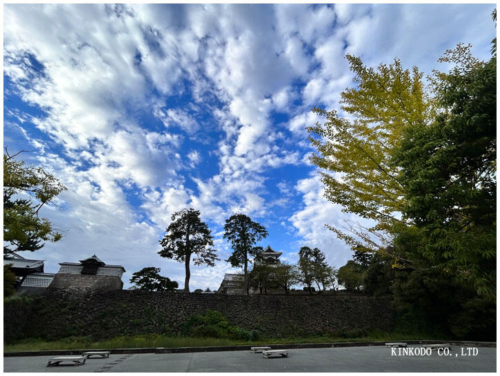 kanazawa_c_bluesky.jpg