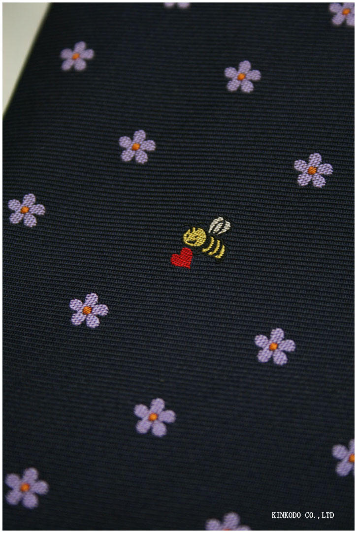 可愛いキャラクターがネクタイの中央に ミツバチ フクロウ カエルのモチーフを使ったネクタイ オーダーシャツ専門店 金沢 金港堂 オーナーのブログ