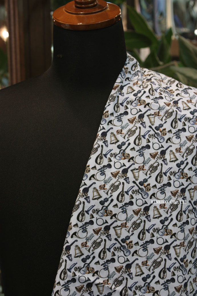 NO-10558387 オーケストラ楽器プリント TEXTA テキスタ社製生地 綿100%